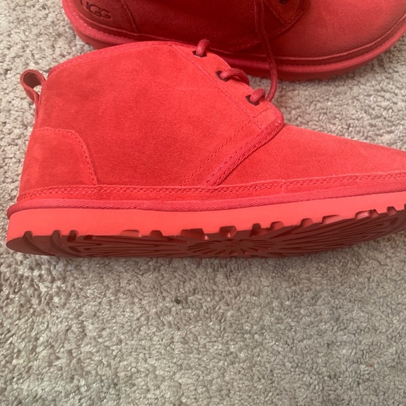 Uggs red comfy - Picture 1 of 6